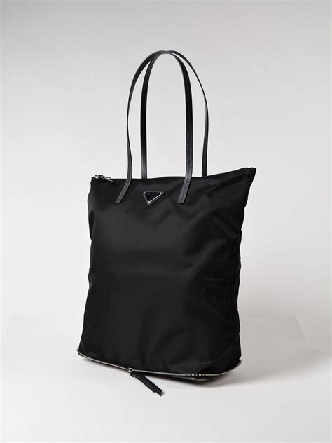 prada shopper schwarz|shopper prada nylon.